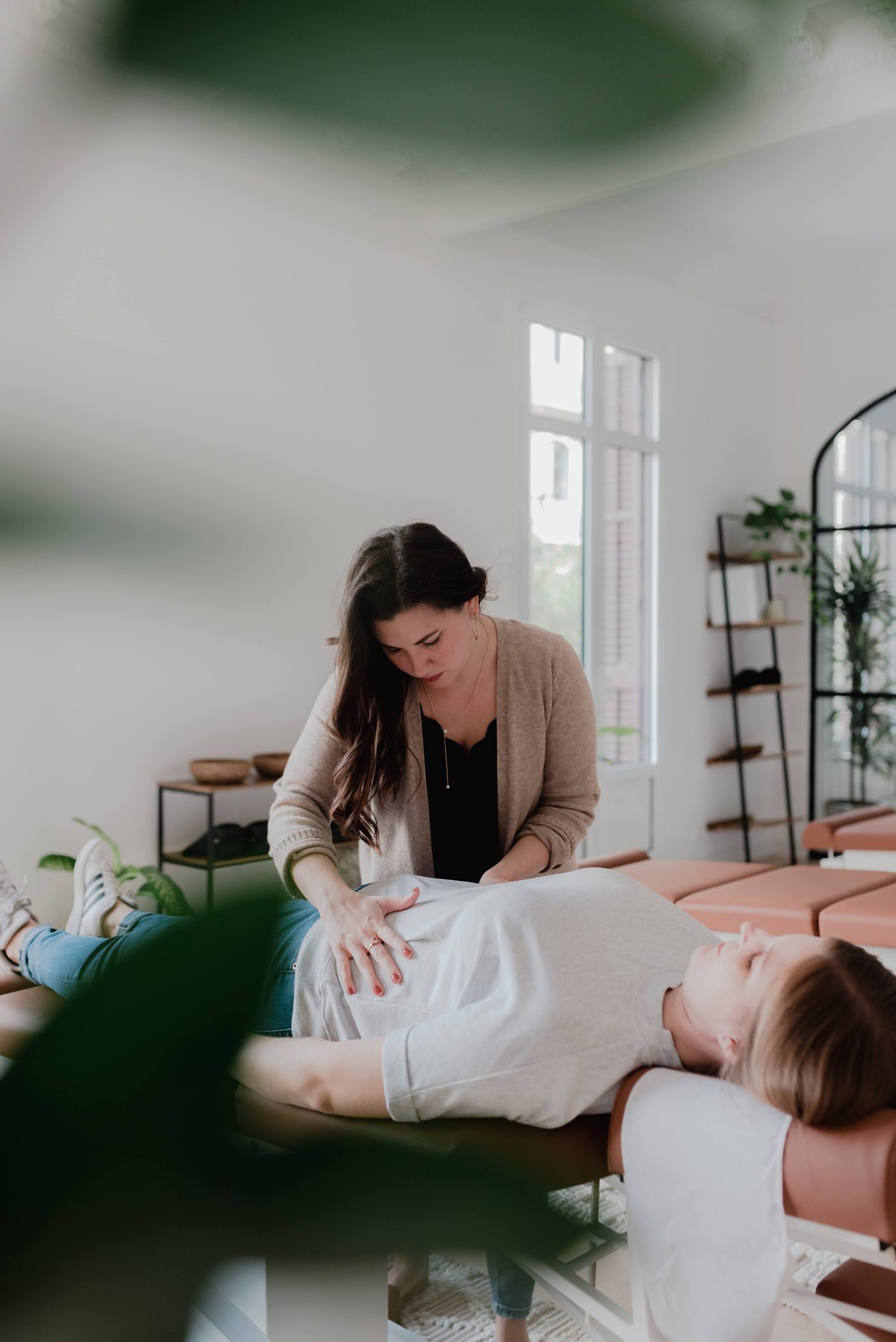 Dra. Kelli Turelli — quiropráctica prenatal
